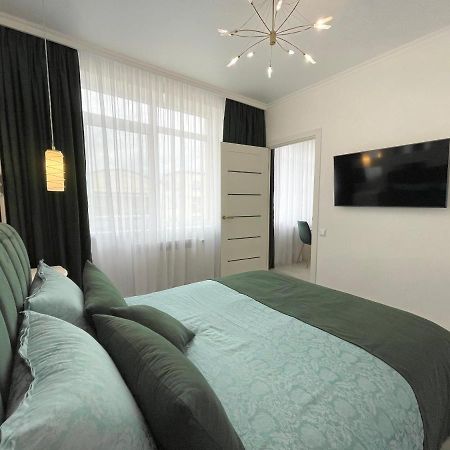 Luxury Emerald Apartments แอร์พิน ภายนอก รูปภาพ