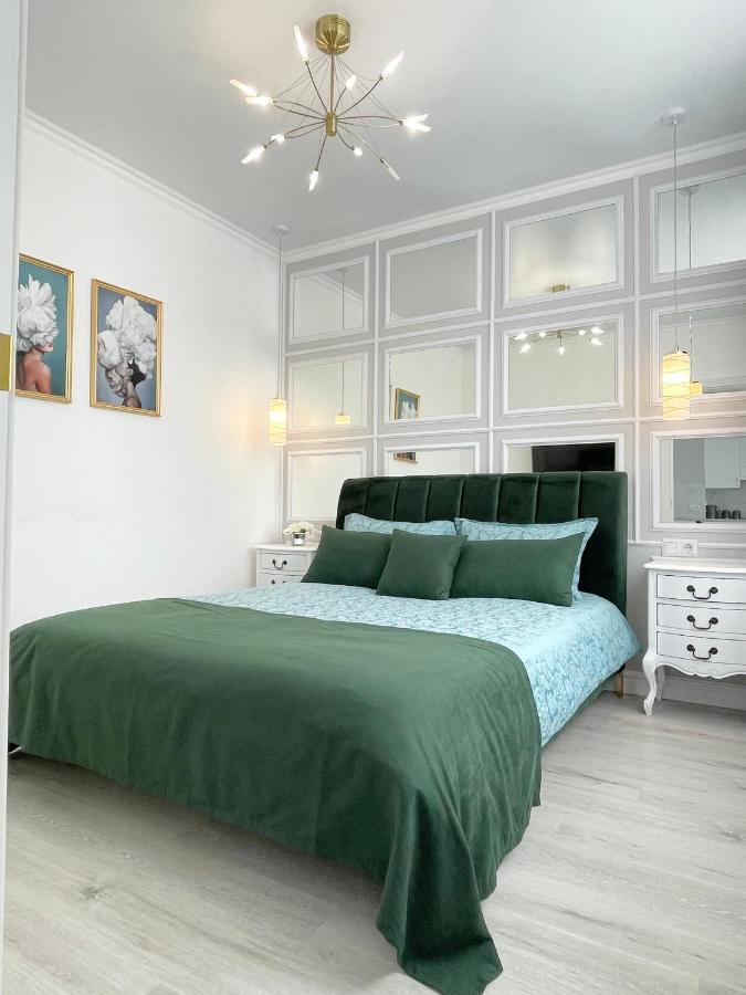 Luxury Emerald Apartments แอร์พิน ภายนอก รูปภาพ